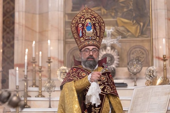 църкви