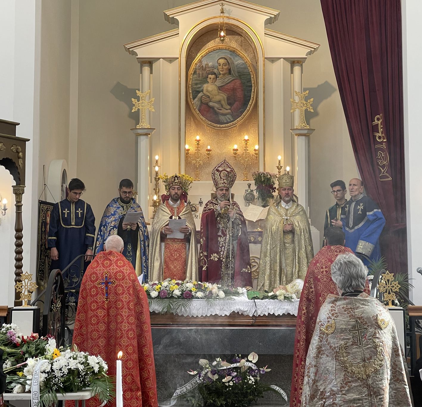 църква