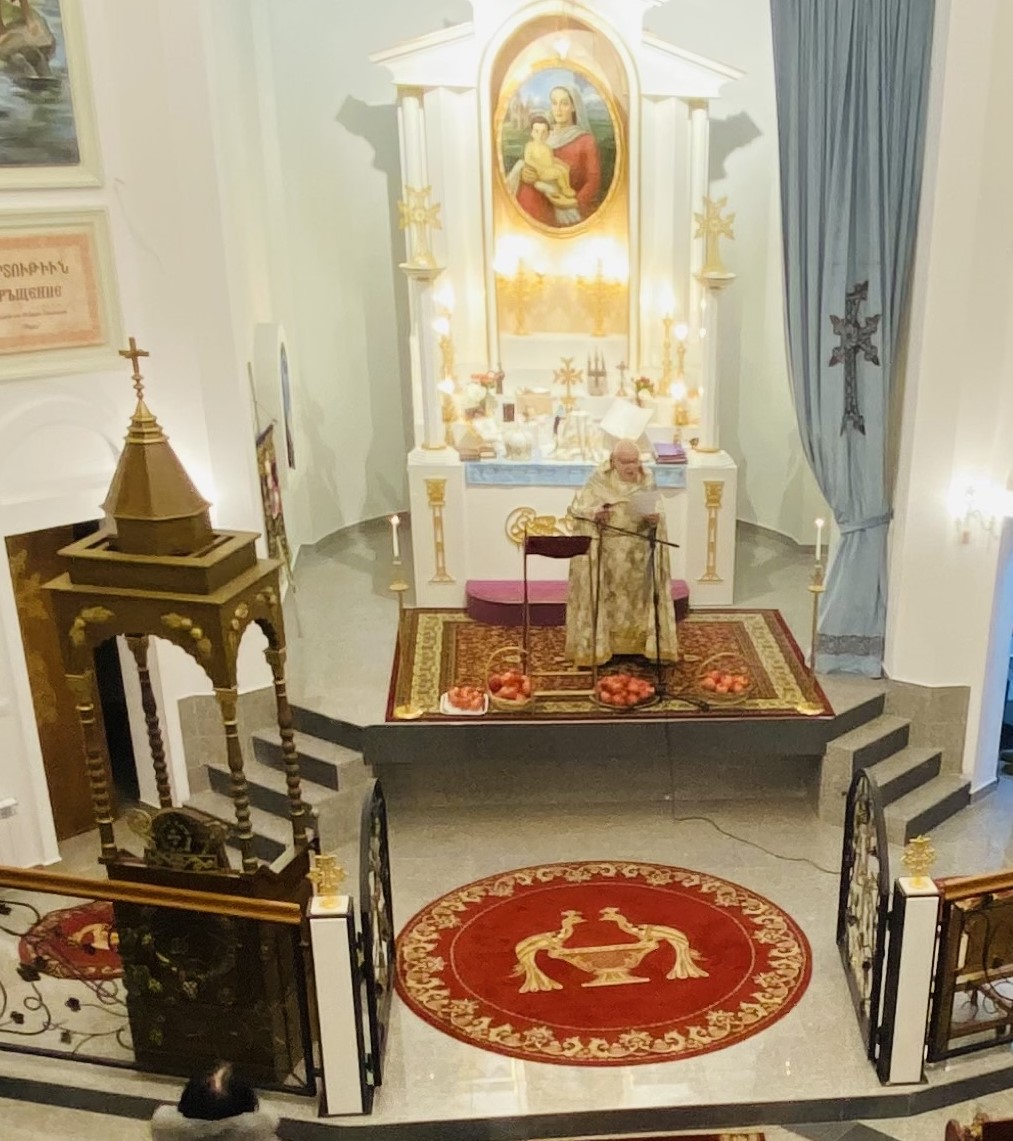 църква