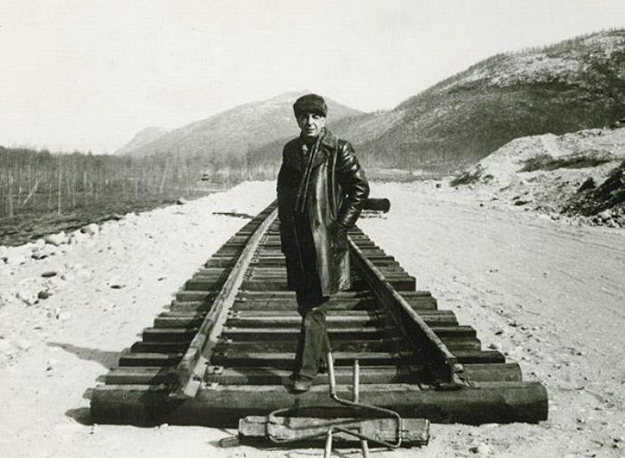 Микаел