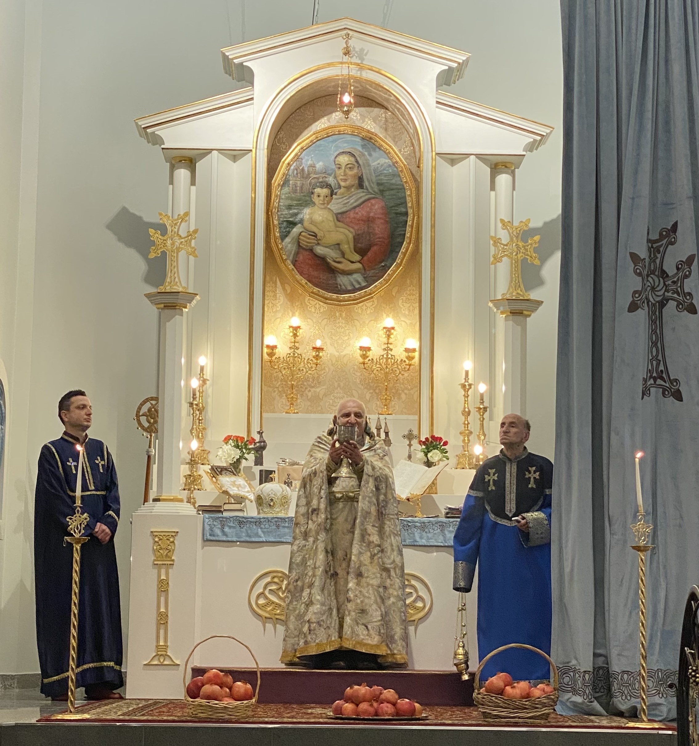 църква