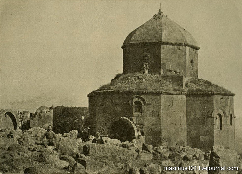 Църквата в Акараг