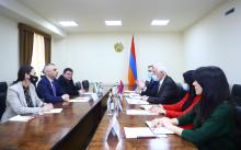Посланик